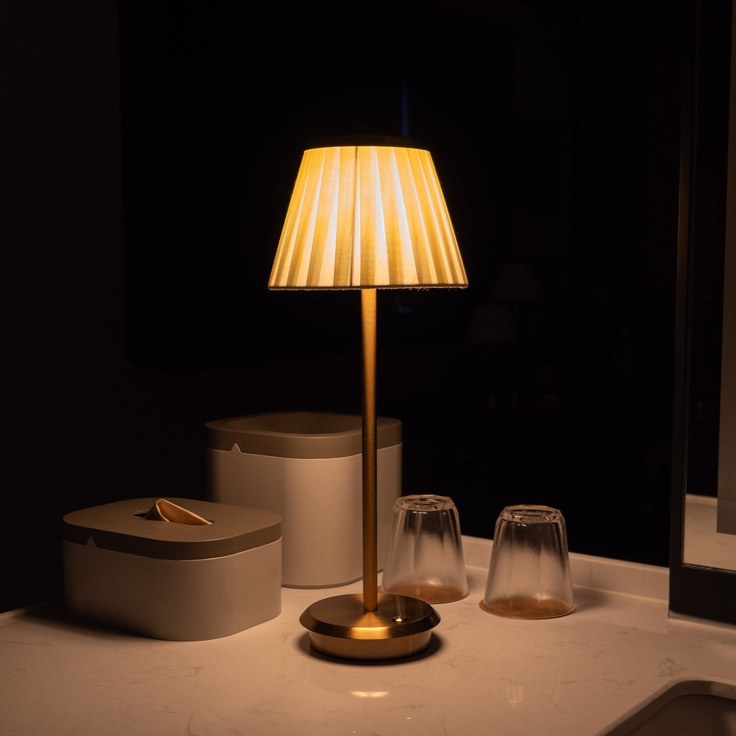 Lumorio™ Linum Table Lamp
